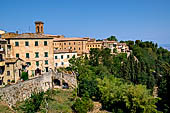 Volterra, vista da piazza xx settembre